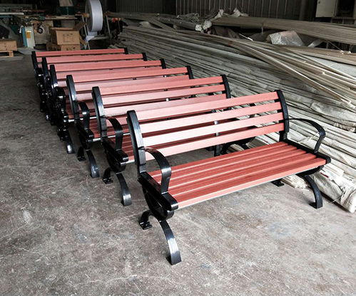 济南新民力 值得信赖的围树防腐木公园椅与健身器材专业厂家